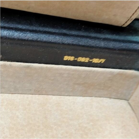 💎✨Beautiful✨💎Authentic Vintage Gucci Hand Bag Black Leather - Picture 9 of 9